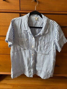 L.L. Bean Blue and White Striped Short-Sleeve Button-Down Shirt